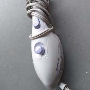 CLOTHES STEAMER- WITH TRAVEL BAG